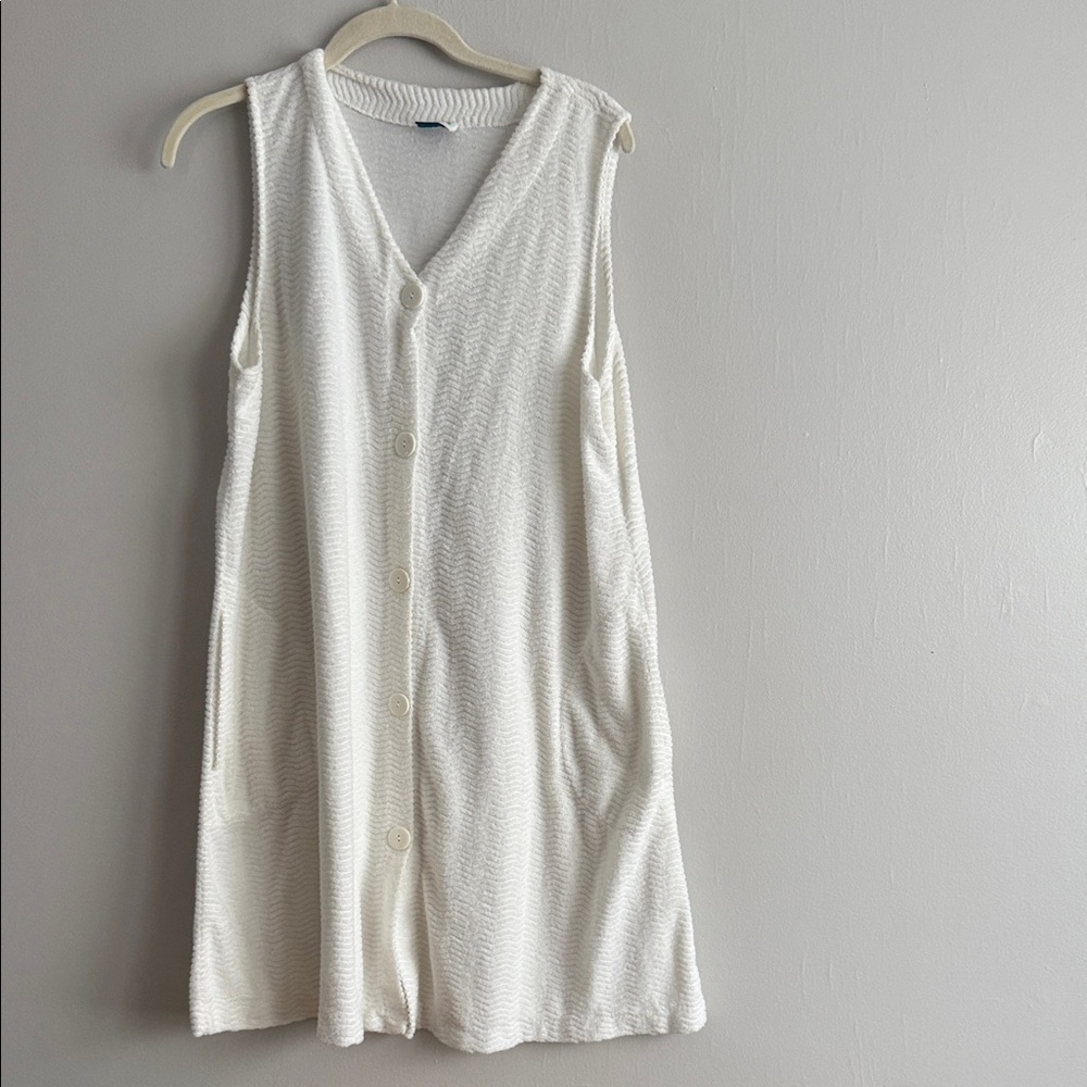 Knitted beach dress, size XL. No tag, so use measurements as a guide.